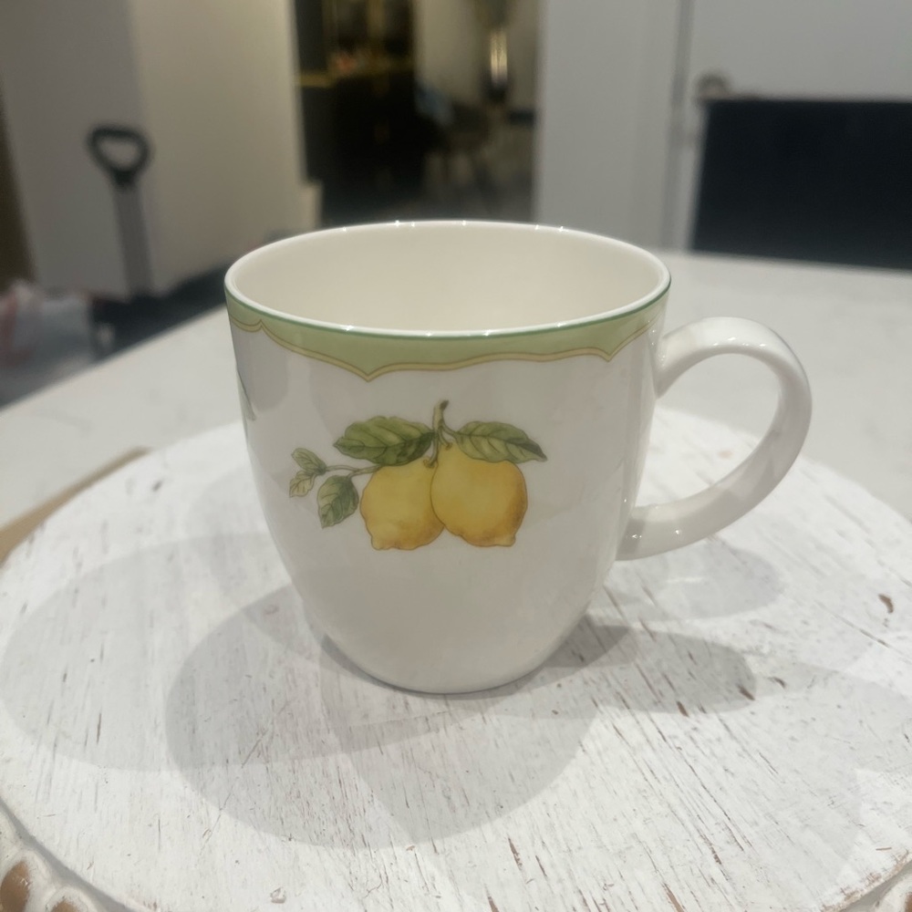 Mikasa White and Green Ceramic Mug with Lemon Motif